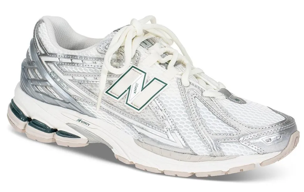 Sneaker M1906REE