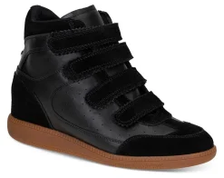 Sneakers Mustang sort
